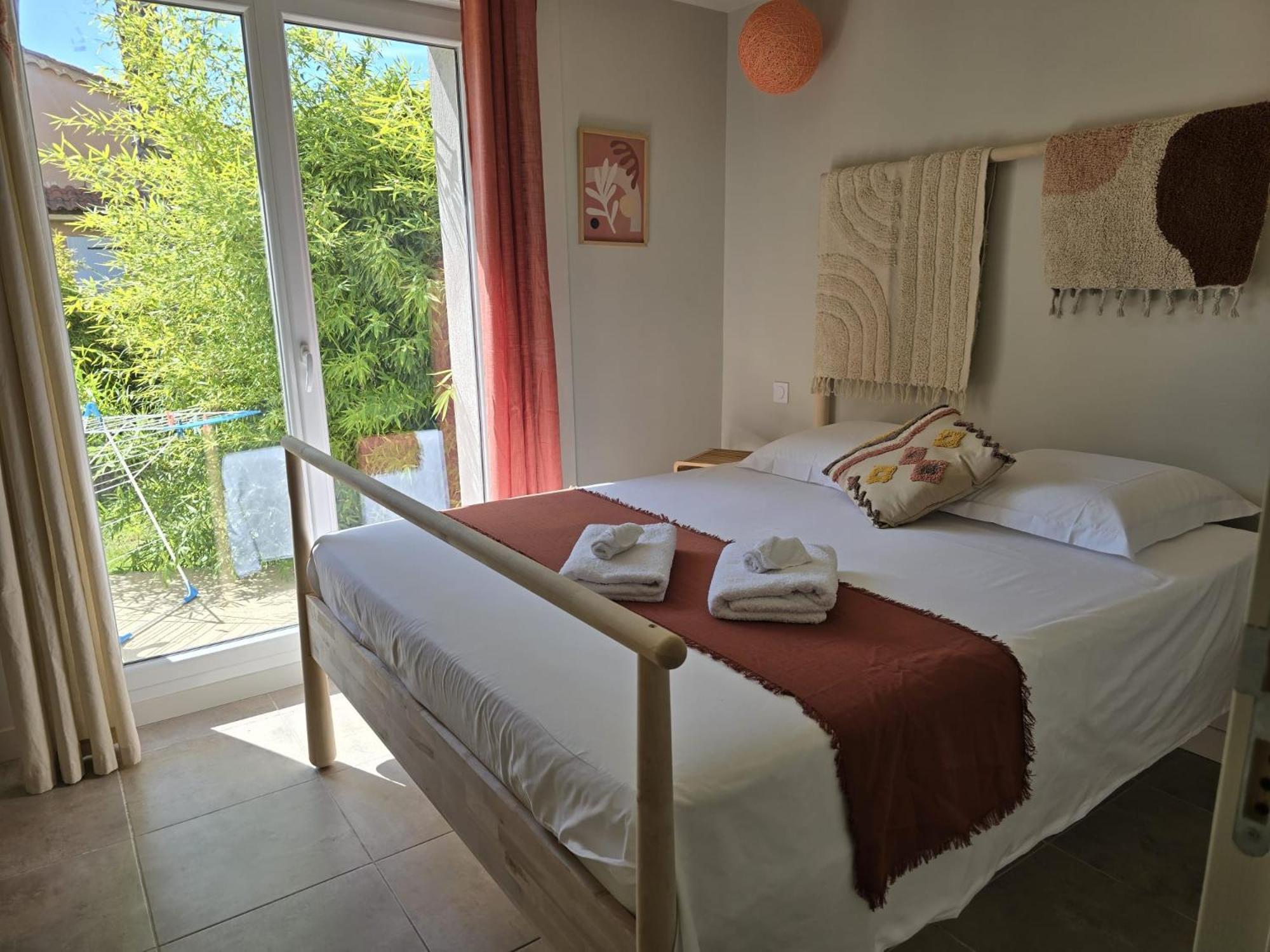 Bas De Villa - 300M Plage De La Capte - 2 Hebergements Disponibles Hyères Exteriér fotografie